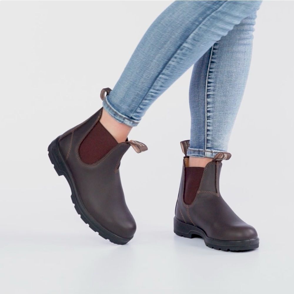 Blundstone 550 - Classic Unisex - Chestnut Brown Leather Chelsea Boots